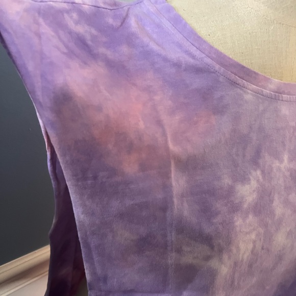 ⭐️SUMMER SALE⭐️ JEFFREE STAR Purple Tie Dye Tank Top Shirt - Size 2XL New in Pkg - Picture 4 of 10